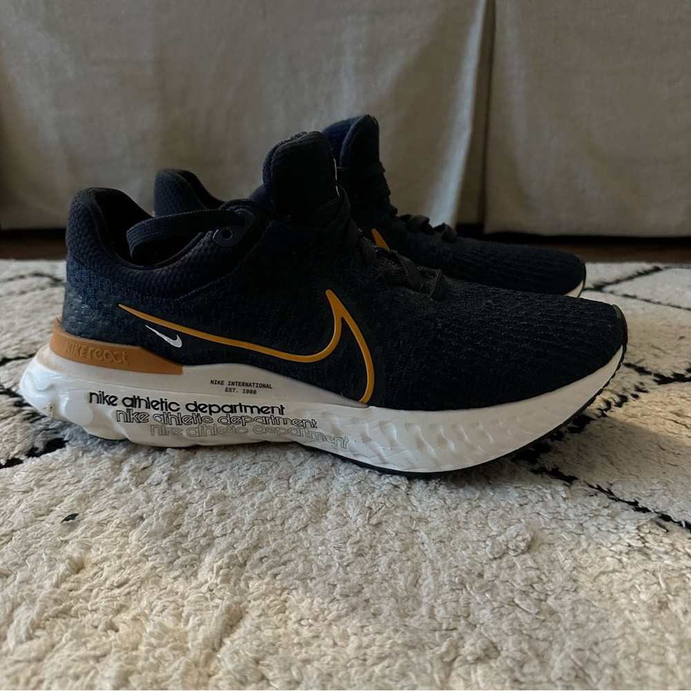 Nike Infinity React Run Flyknit 3